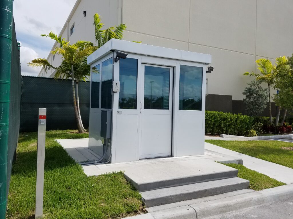 6’ x 9' Aluminum Booth